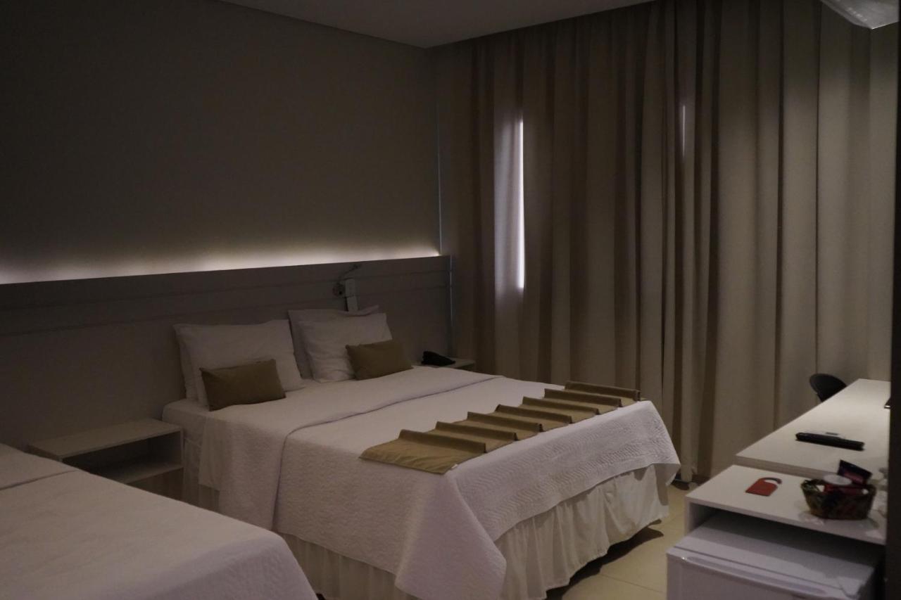 Pak Suites Hotel ルイス・エドゥアルド・マガリャンイス エクステリア 写真