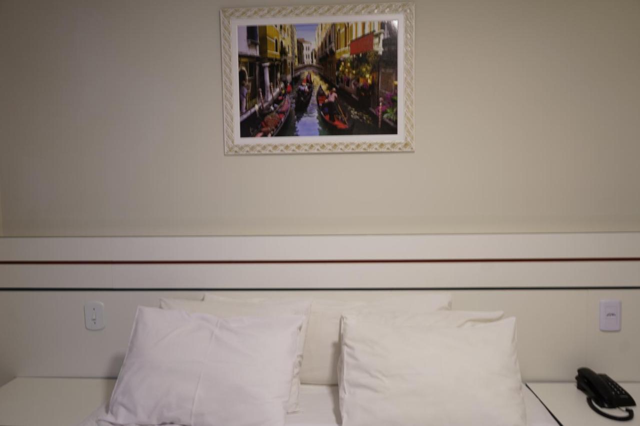 Pak Suites Hotel ルイス・エドゥアルド・マガリャンイス エクステリア 写真
