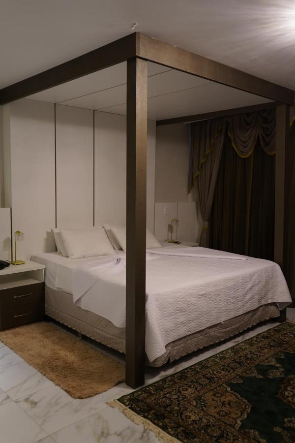 Pak Suites Hotel ルイス・エドゥアルド・マガリャンイス エクステリア 写真