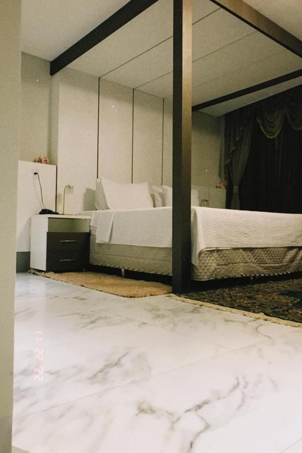 Pak Suites Hotel ルイス・エドゥアルド・マガリャンイス エクステリア 写真