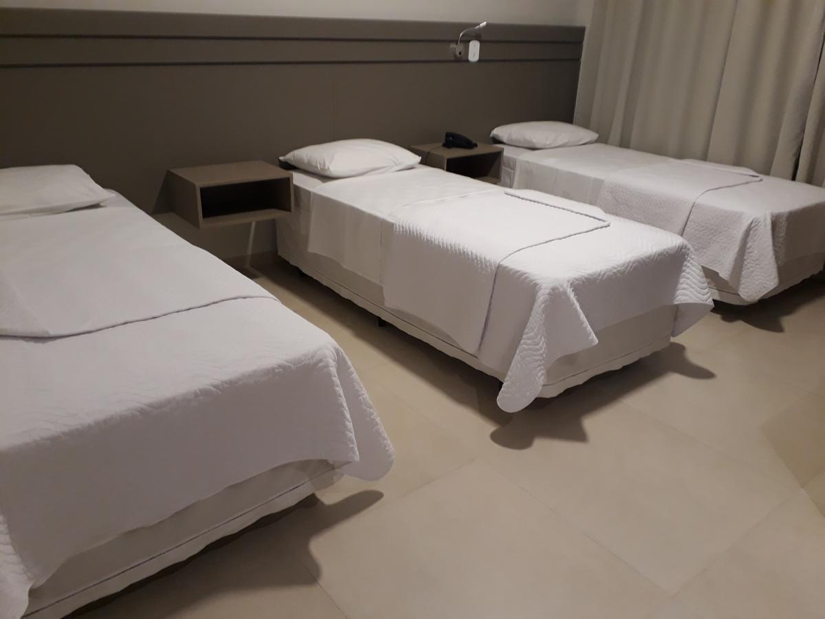 Pak Suites Hotel ルイス・エドゥアルド・マガリャンイス エクステリア 写真
